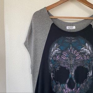 LAUREN MOSHI OSFA Feather Skull Hi-Lo Tunic Tee
